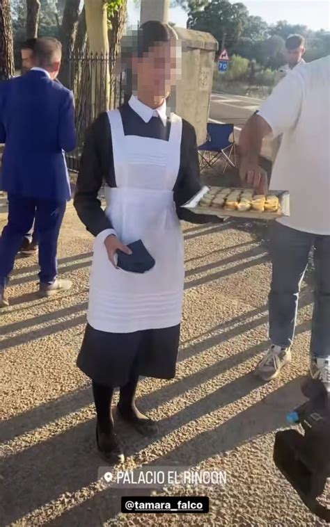 uniforme camareras boda tamara|Esta fue la polémica situación de las camareras en la boda de .